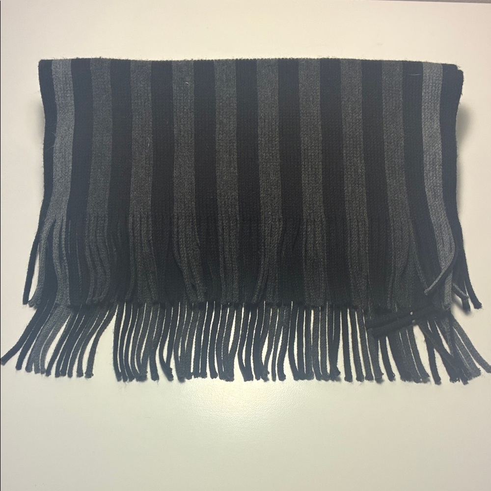 Elegant Black and Gray Striped Scarf
